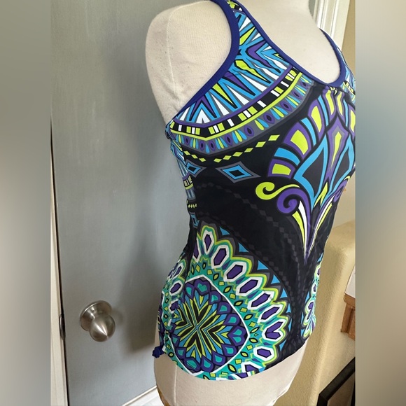 Athleta Rapanui tankini top - Picture 2 of 6